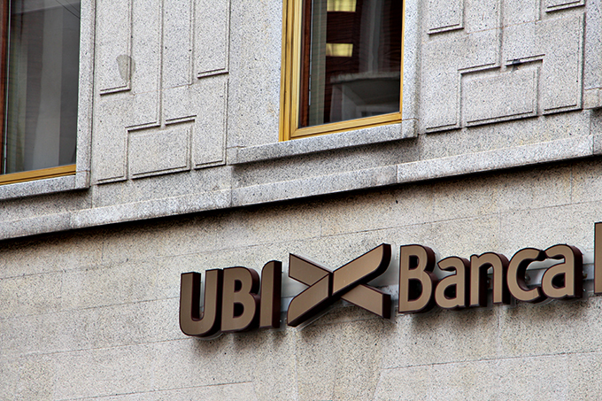 una sede UBI Banca a Varese.jpg