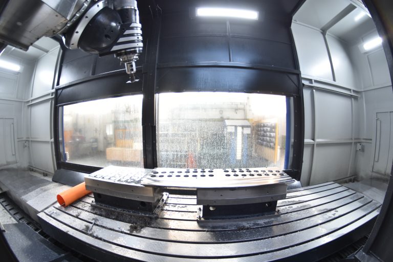 Come l’Intelligenza Artificiale sta trasformando l’industria